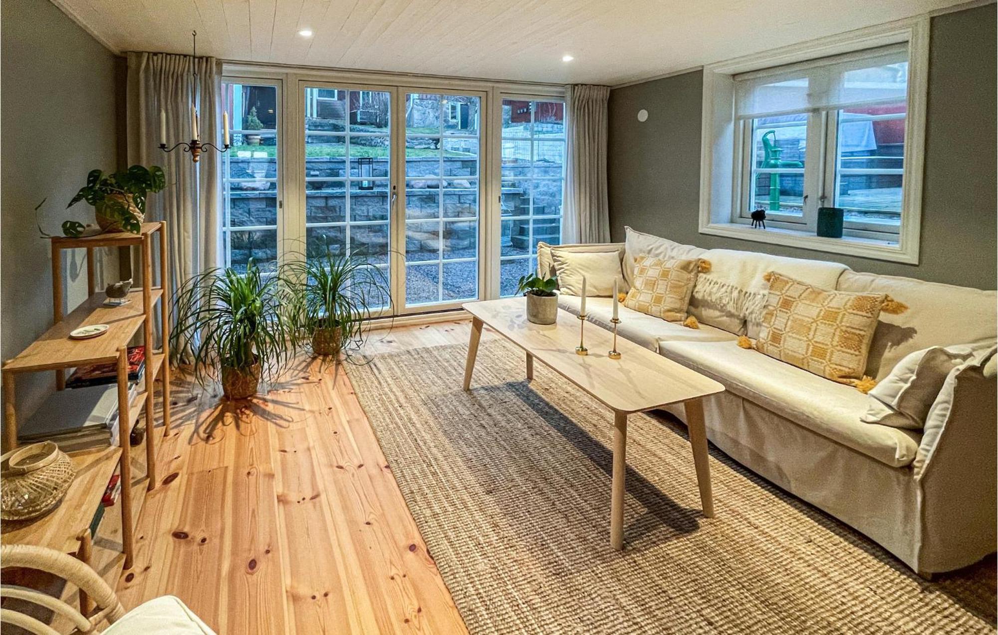 1 Bedroom Lovely Home In Moensteras 外观 照片
